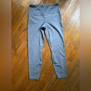 Yogalicious Lux Women’s Size Medium Gray High Waist Ankle Workout Legging